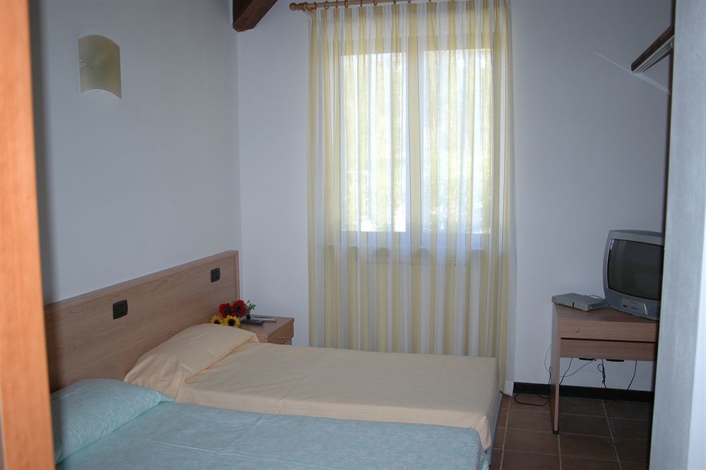 Residence Montebello Bolano Екстер'єр фото